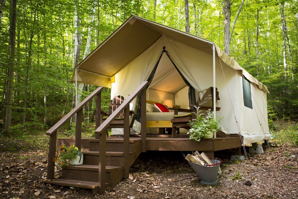 Camping vs Glamping: What You Need To Know