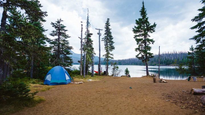 10 Items to Go Camping in Summer Like a Pro